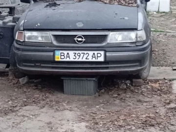 Авто Opel Vectra 1995 № 8342229