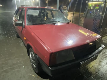 Авто ВАЗ 2109 1994 № 8342239