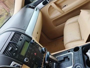 Авто Volkswagen Touareg 2006 № 8342309