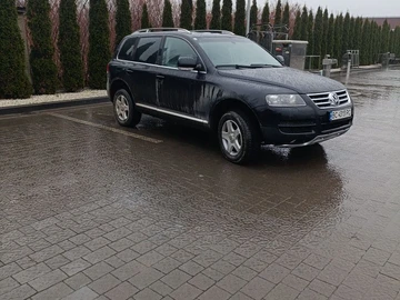 Авто Volkswagen Touareg 2005 № 8342322