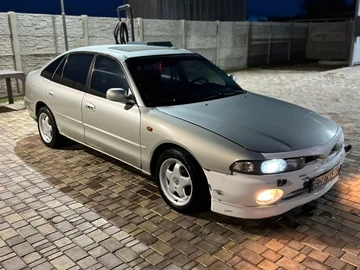 Авто Mitsubishi Galant 1993 № 8342324