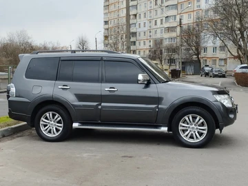 Авто Mitsubishi Pajero 2013 № 8342506