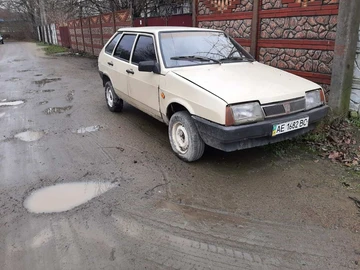 Авто ВАЗ 2109 1995 № 8342573