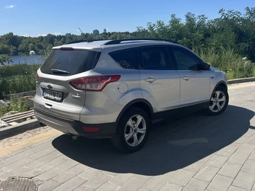 Авто Ford Escape 2014 № 8342603
