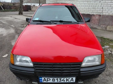 Авто Opel Kadett 1990 № 8342703