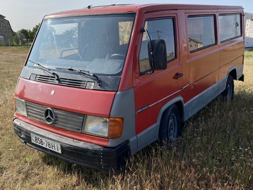 Авто Mercedes Mb 1993 № 8342841