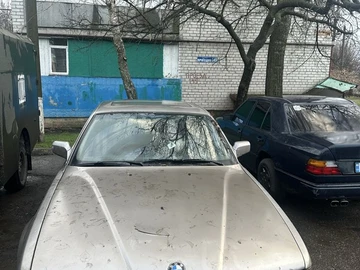 Авто BMW 7 Серия 1986 № 8342853