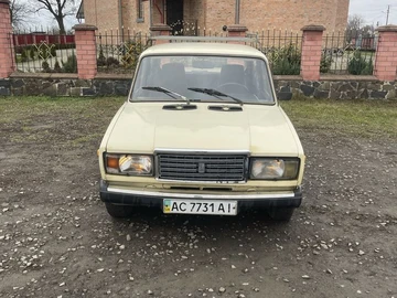 Авто ВАЗ 2107 1990 № 8343105