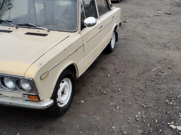 Авто ВАЗ 2103 1982 № 8343220