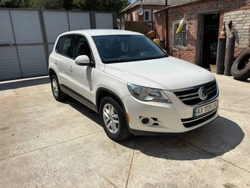 Авто Volkswagen Tiguan 2010 № 8343241