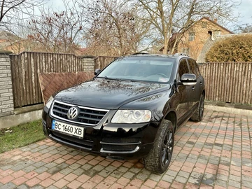 Авто Volkswagen Touareg 2006 № 8343245