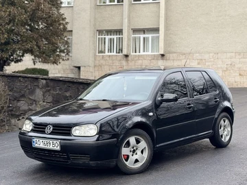 Авто Volkswagen Golf 1999 № 8343302