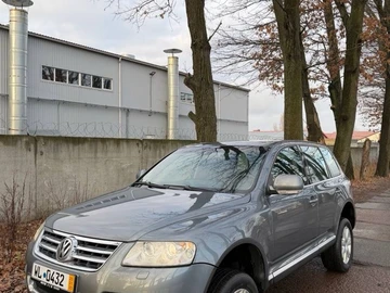 Авто Volkswagen Touareg 2004 № 8343324