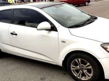 Авто KIA Cee X27 D 2008 № 8343326
