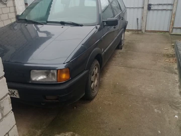 Авто Volkswagen Passat Variant 1989 № 8343474