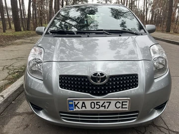 Авто Toyota Yaris 2006 № 8343917