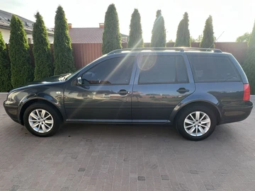 Авто Volkswagen Golf 2004 № 8344095