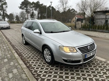 Авто Volkswagen Passat Variant 2006 № 8344099