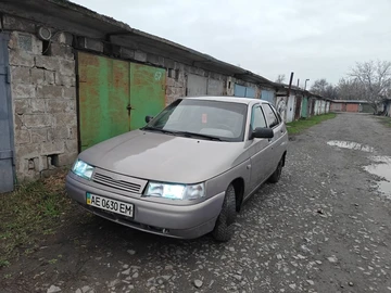 Авто ВАЗ 2112 2007 № 8344275
