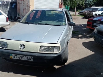 Авто Volkswagen Passat Sedan 1991 № 8344564