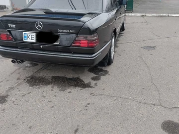 Авто Mercedes W124 1988 № 8345587