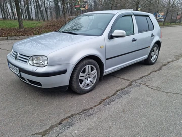 Авто Volkswagen Golf 1999 № 8345597