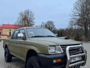 Авто Mitsubishi L 200 2002 № 8345627