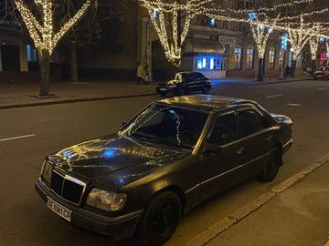 Авто Mercedes W124 1987 № 8345713
