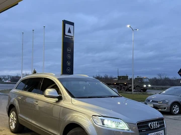 Авто Audi Q7 2007 № 8345791