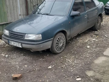 Авто Opel Vectra 1989 № 8346004