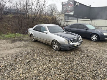 Авто Mercedes E Серия 2001 № 8346104