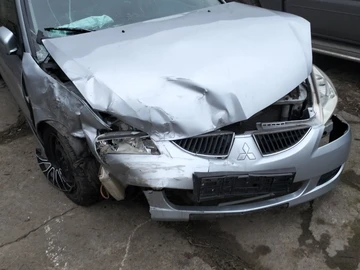 Авто Mitsubishi Lancer 2004 № 8346116