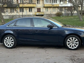 Авто Audi A4 2011 № 8346253