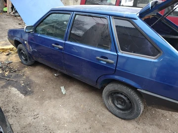 Авто ВАЗ 2109 1998 № 8346264