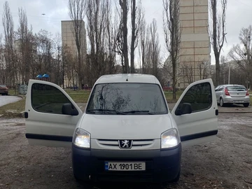 Авто Peugeot Partner 2011 № 8346280