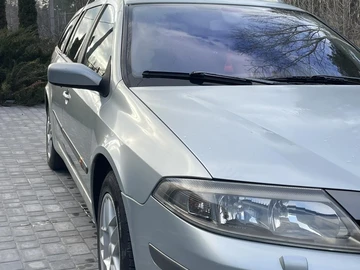 Авто Renault Laguna 2001 № 8346379