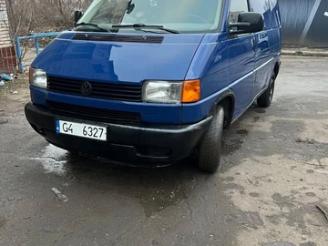 Авто Volkswagen Transporter 2000 № 8346519