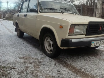 Авто ВАЗ 2107 1990 № 8346551