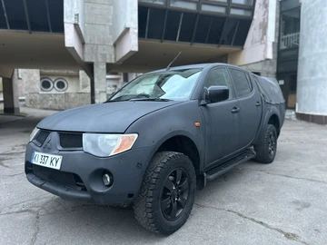 Авто Mitsubishi L 200 2009 № 8346813