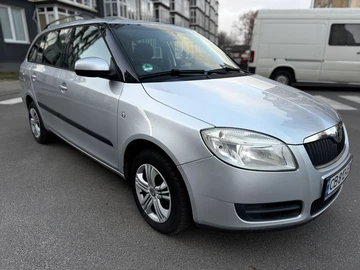 Авто Skoda Fabia 2009 № 8347139