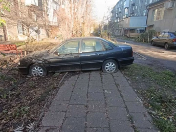 Авто Opel Vectra 1993 № 8347343