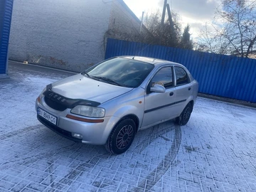 Авто Chevrolet Aveo 2005 № 8347360
