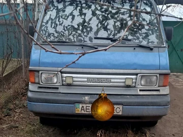 Авто Mazda E 2000 2200 Bus 1994 № 8347455