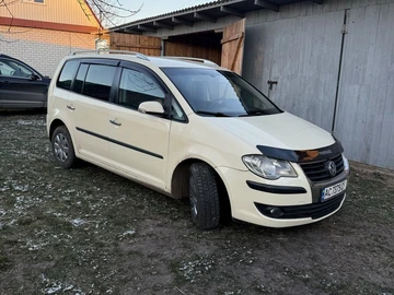 Авто Volkswagen Touran 2007 № 8347593