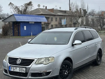 Авто Volkswagen Passat Variant 2007 № 8347622