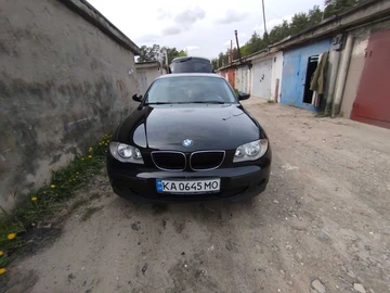 Авто BMW 1 Серия 2004 № 8347640