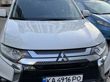 Авто Mitsubishi Outlander 2021 № 8347807