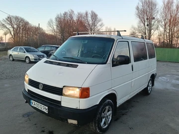Авто Volkswagen Transporter 1994 № 8347842