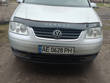 Авто Volkswagen Touran 2004 № 8347935