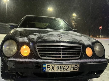 Авто Mercedes E Серия 2000 № 8348346